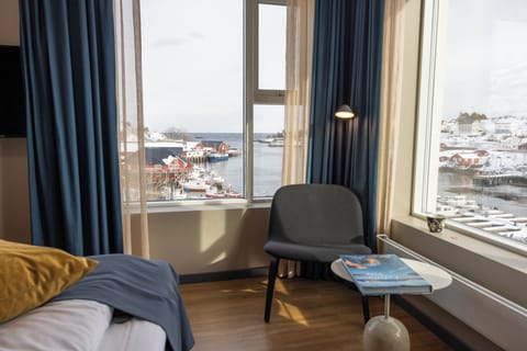 Superior Double Room, Harbor View | Down comforters, pillowtop beds, desk, laptop workspace