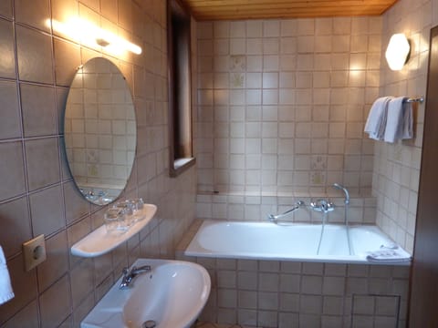 Standard Triple Room | In-room safe, desk, iron/ironing board, free WiFi