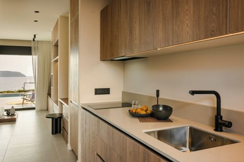 Apartment, 1 Bedroom, Private Pool | 1 bedroom, free WiFi