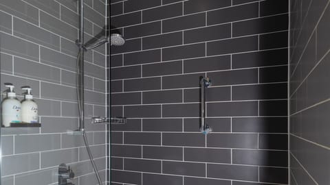 Standard Room, Multiple Beds (Free Hot Breakfast) | Desk, blackout drapes, free cribs/infant beds, free WiFi