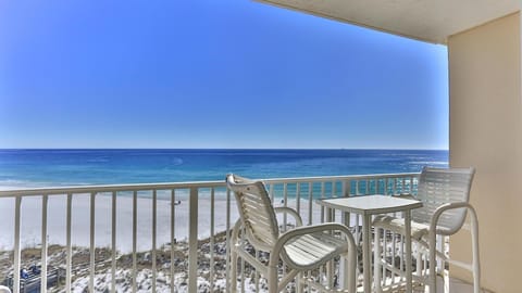 Condo, Multiple Beds, Ocean View (Destin on the Gulf 706) | Property grounds
