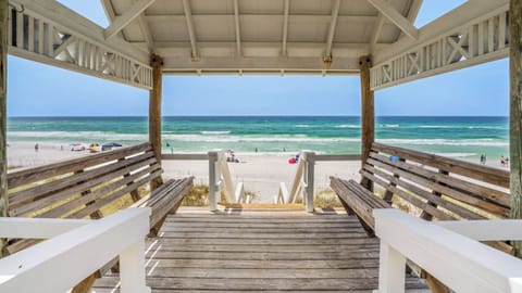 House, Multiple Beds, Pool Access, Ocean View (Paradise Cottage Too) | Balcony view