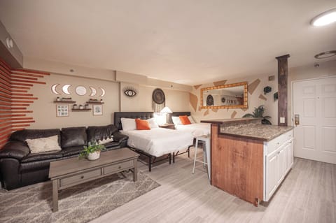 Family Apartment | Living area | Flat-screen TV