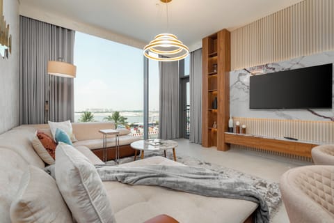 Deluxe Apartment, 2 Bedrooms, Kitchen, Canal View | 2 bedrooms, desk, laptop workspace, iron/ironing board