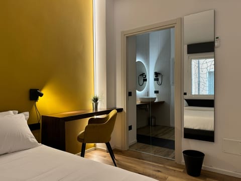 Deluxe Triple Room | Individually decorated, individually furnished, desk, laptop workspace