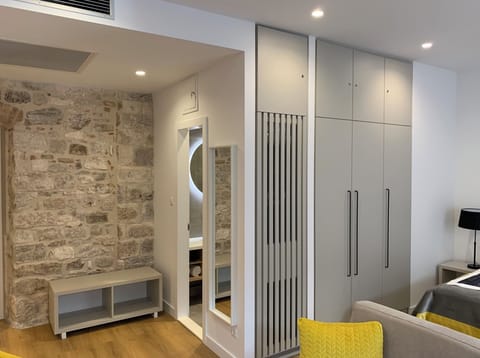 Deluxe Suite, 1 King Bed with Sofa bed, City View | 1 bedroom, hypo-allergenic bedding, in-room safe, desk