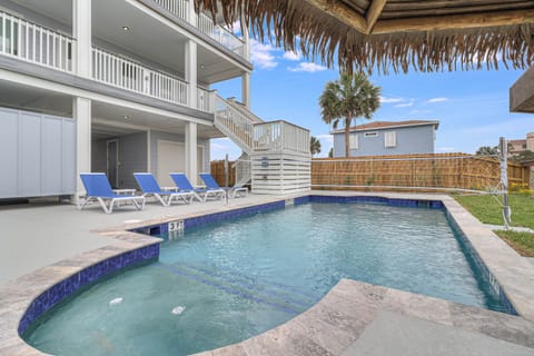 House (5 Bedrooms) | Property amenity