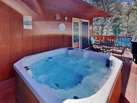 House (2 Bedrooms) | Property amenity