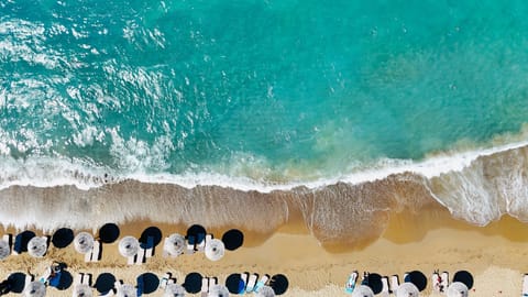 Private beach, sun loungers, beach umbrellas, beach towels