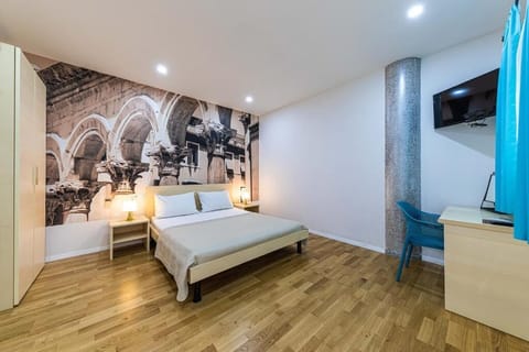 Classic Double Room Part 1 | Hypo-allergenic bedding, down comforters, in-room safe, desk