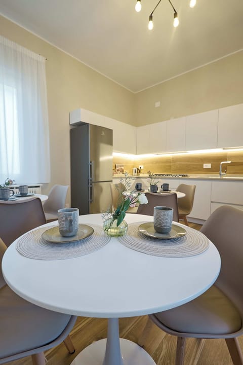 Mini-fridge, microwave, cookware/dishes/utensils