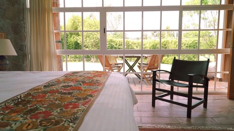 Bungalow, Garden View | Desk, free WiFi