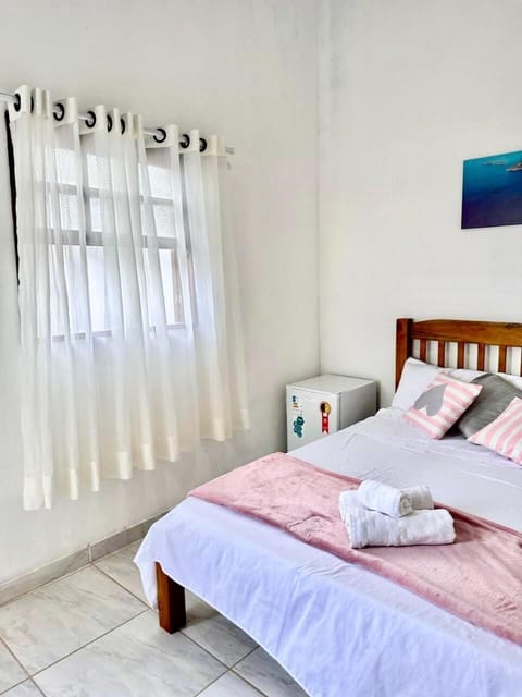 Suite, 1 Double Bed, Private Bathroom | 1 bedroom, free WiFi