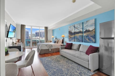 Iron/ironing board, free WiFi