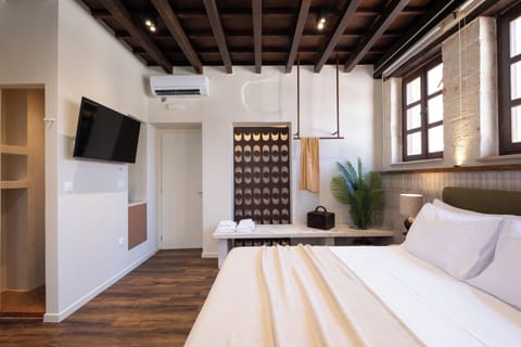 In-room safe, blackout drapes, soundproofing, iron/ironing board