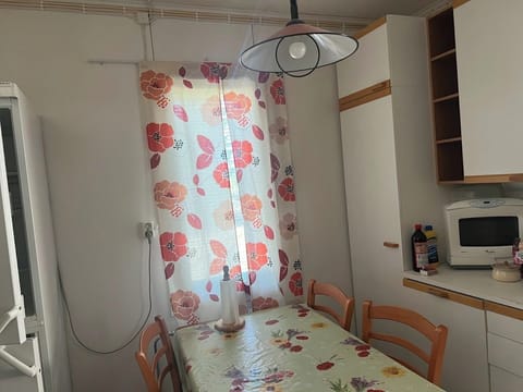 Family House, Mountain View | Private kitchen | Coffee/tea maker, toaster, toaster oven, cookware/dishes/utensils