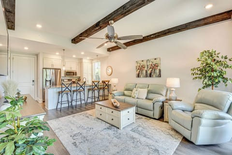 Apartment (2 Bedrooms) | Front of property