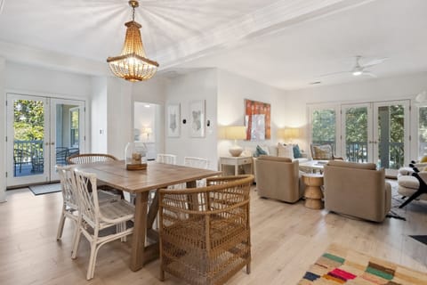 Condo, 3 Bedrooms | Interior