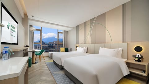 Premium Room, 2 Double Beds, Mountain View | In-room safe