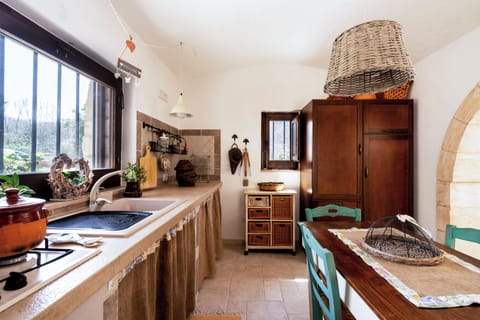 House | Private kitchen | Full-size fridge, microwave, oven, stovetop