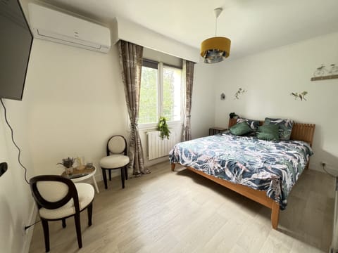 Design Double Room, Private Bathroom, River View (Chambre Tropicale) | Interior