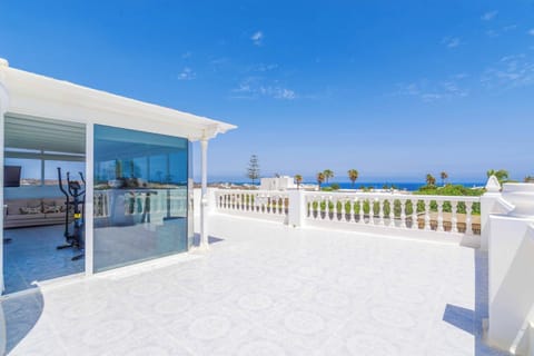 Villa (4 Bedrooms) | Interior