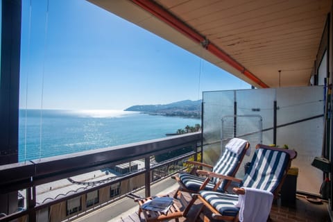 Family Apartment, 1 Bedroom, Balcony (Sole Surf E Relax) | Property grounds