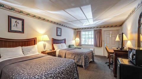 Minibar, desk, iron/ironing board, free WiFi