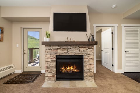 Condo, 1 Bedroom | Interior