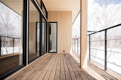 Villa | Balcony