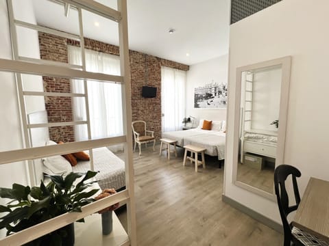 Triple Room | In-room safe, desk, laptop workspace, free cribs/infant beds