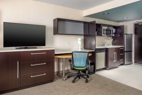 Studio, 1 Queen Bed, Non Smoking (Extended) | Private kitchen | Full-size fridge, microwave, dishwasher, coffee/tea maker