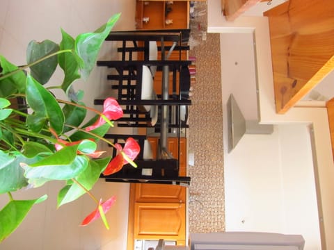 House, 3 Bedrooms | Private kitchen | Mini-fridge, microwave, stovetop, coffee/tea maker