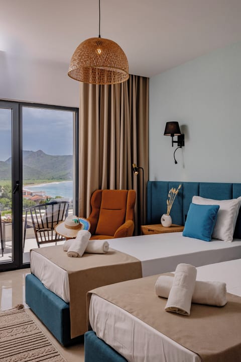 Standard Double or Twin Room, Sea View | In-room safe, desk, soundproofing, free WiFi