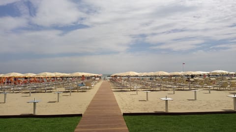 Beach nearby, white sand
