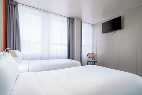 Comfort Twin Room | Blackout drapes, free WiFi