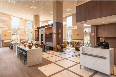 Daily buffet breakfast (EUR 14.90 per person)