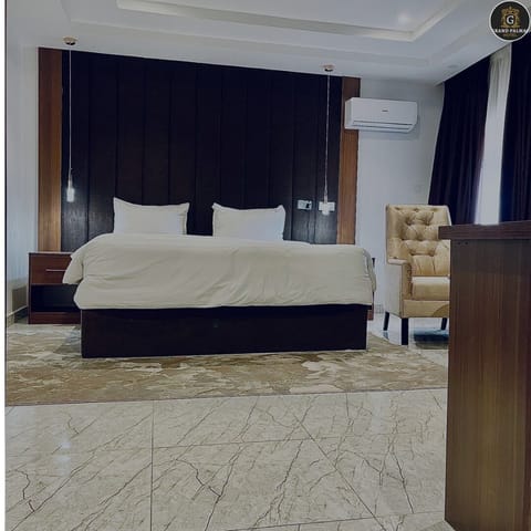 Presidential Suite | 1 bedroom, soundproofing, free WiFi