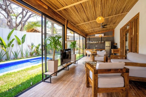 Comfort House | Living area | Flat-screen TV