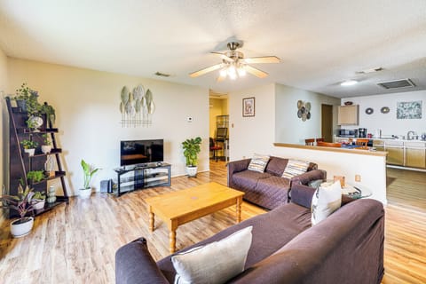 House (3 Bedrooms) | Front of property
