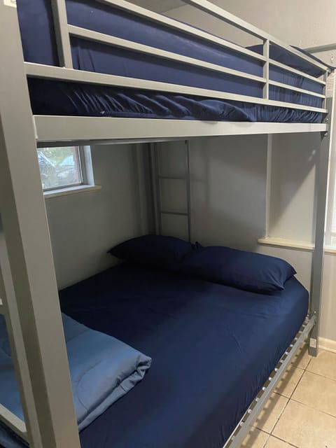 Economy Shared Dormitory, Mixed Dorm, Non Smoking | Free WiFi