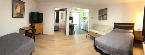 Family Room, 1 Bedroom, Kitchenette | Free WiFi, bed sheets