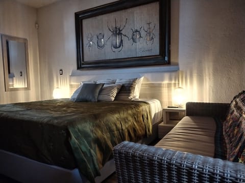 Egyptian cotton sheets, premium bedding, down comforters