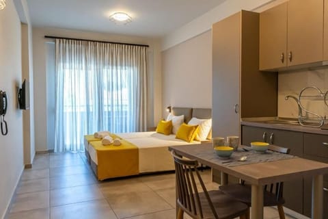 Accessible Deluxe Studio | In-room safe, soundproofing, free WiFi