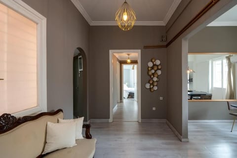 Basic Apartment, Non Smoking, Kitchen | Living area