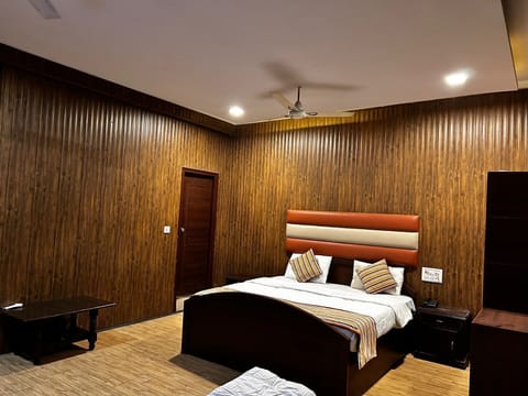 Standard Room | Free WiFi