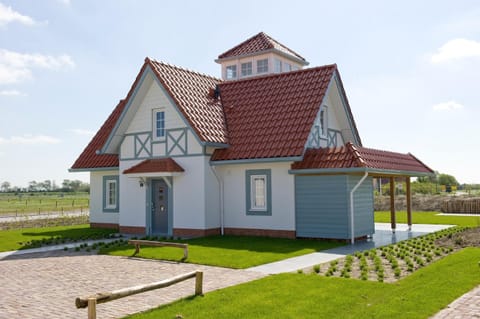 Villa | Exterior