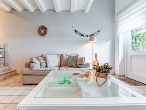 Cottage | Living area