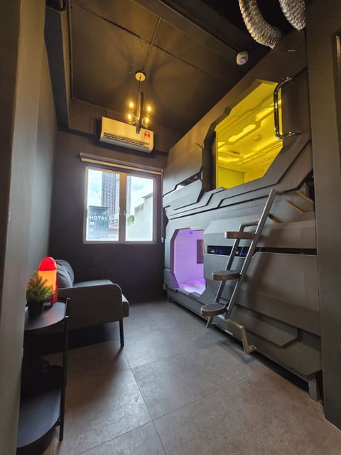 Deluxe Double Bed with ensuite Bathroom | Free WiFi