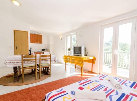 4 bedrooms, free WiFi